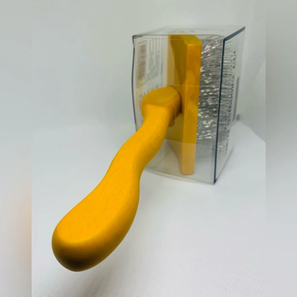 Brush for Dog, Slicker for Grooming, Groomgrip Coating, Yellow , Large NEW!!!